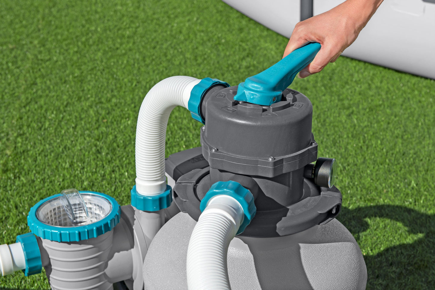 Bestway 2,200 gal. Above Ground Pool Sand Filter Pump